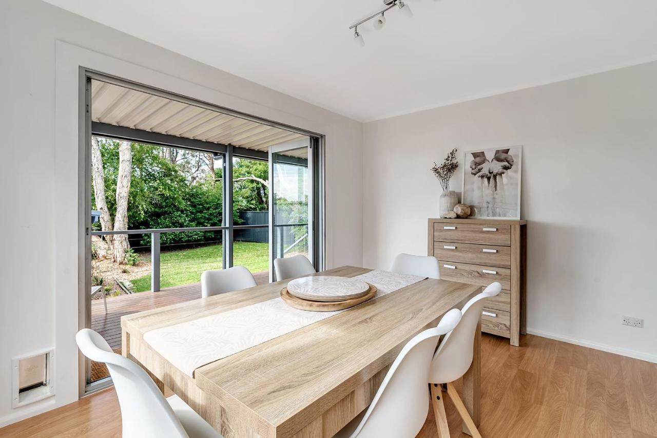 Renovated Beach Home - Relax & Unwind Toukley Exteriör bild